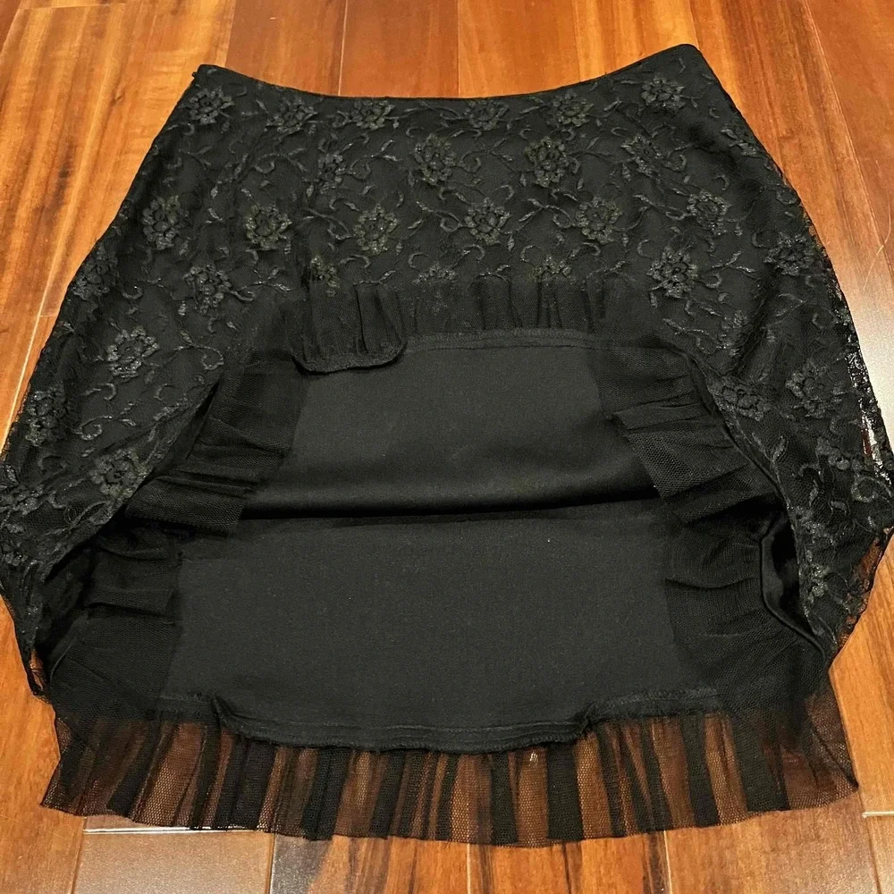 Sharon Endick Vintage Black Lace Skirt Coquette Floral Pencil Ruffled Hem Size 8